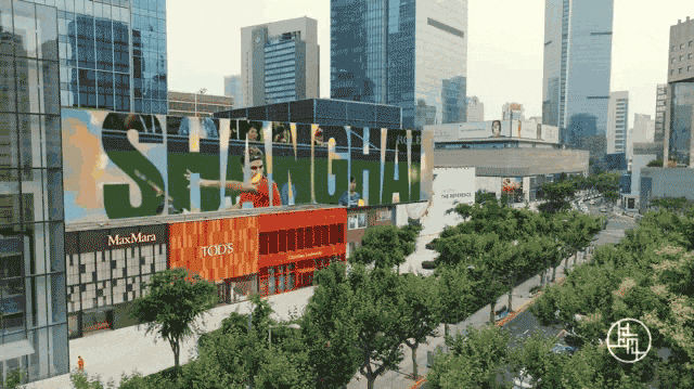 1690513943255059283.gif